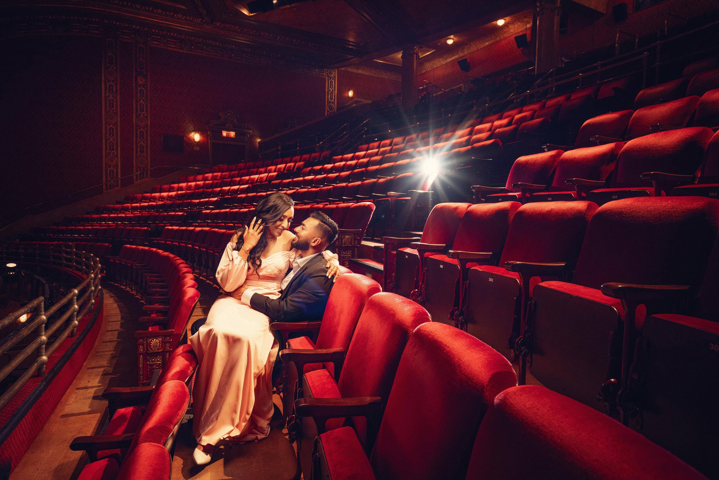 Elgin-Theater-Toronto-Couple-shoot1.jpg