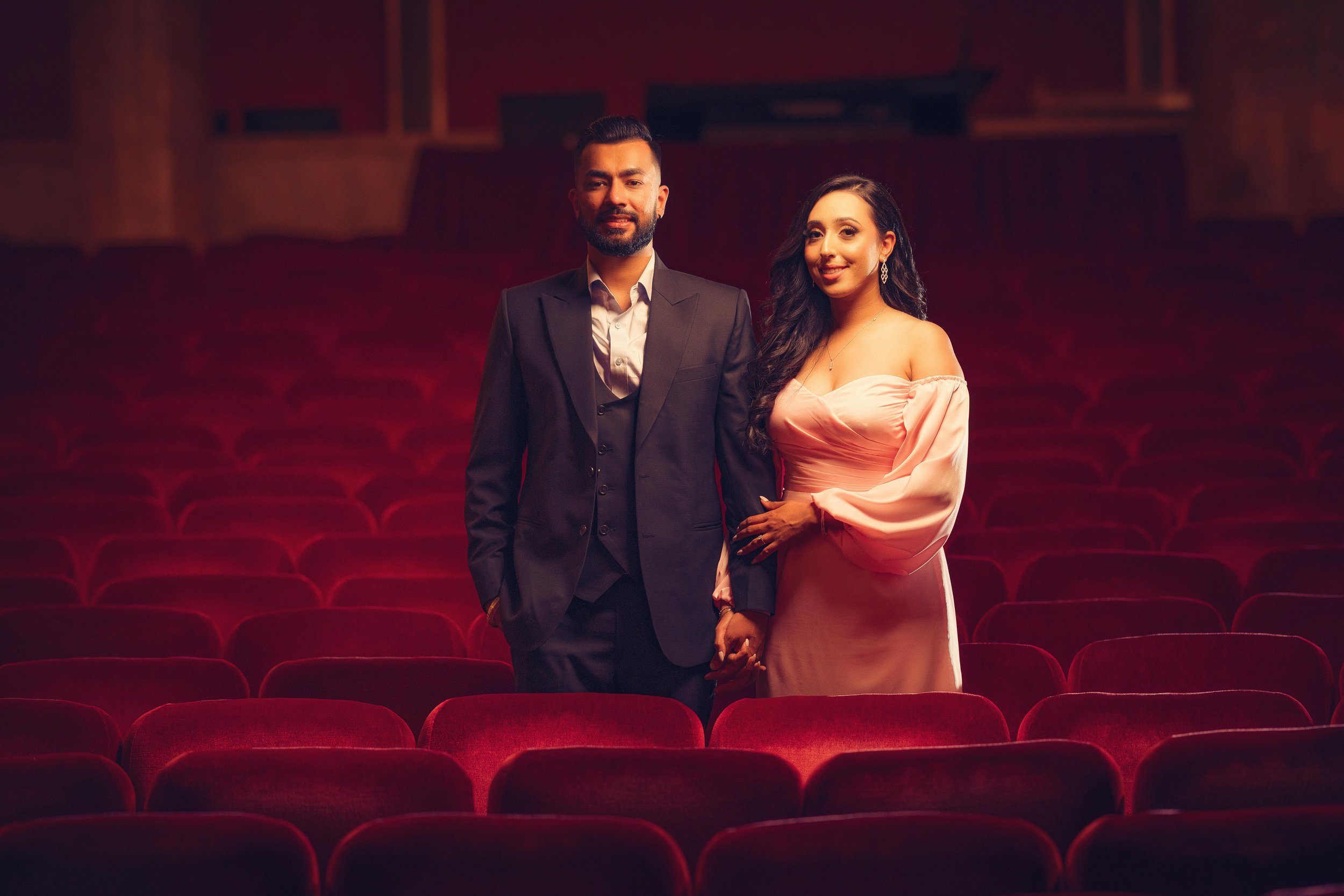 Elgin-Theater-Toronto-Couple-shoot21.jpg