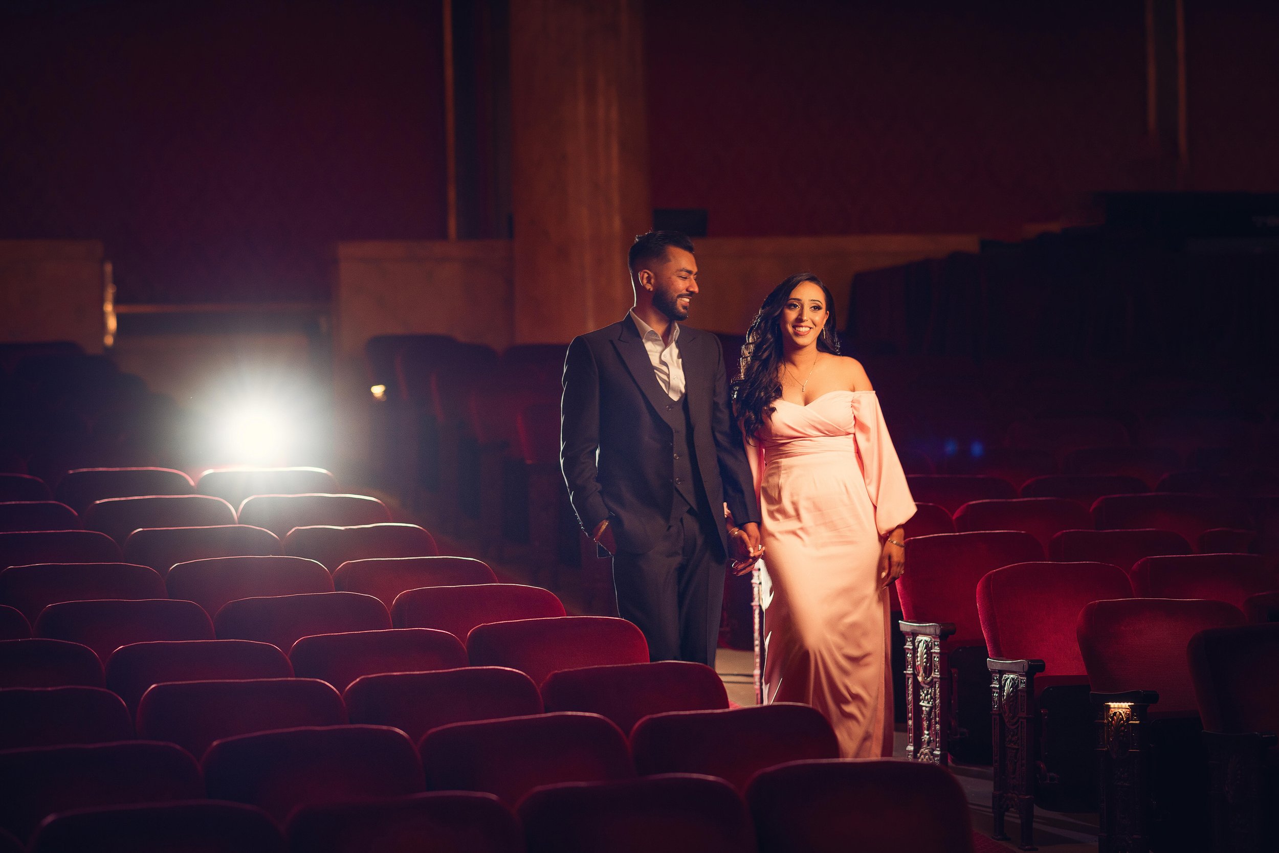 Elgin-Theater-Toronto-Couple-shoot28.jpg